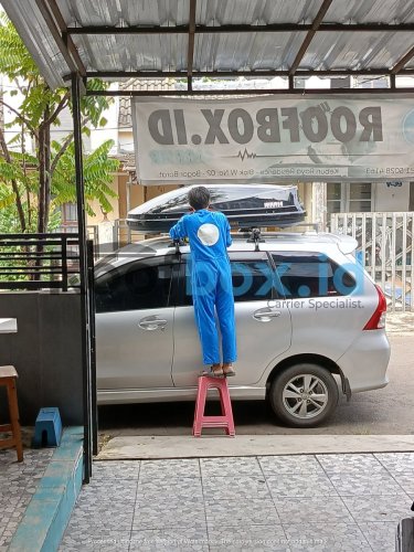 Customer Roofbox Installation 5